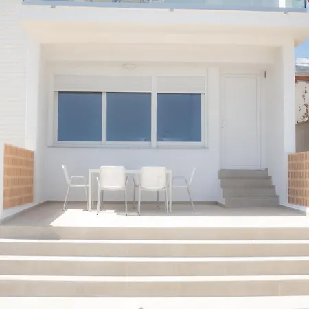 Vistas Y Terraza Panoramica Frente Al Mar En Denia, Rotas 德尼亚