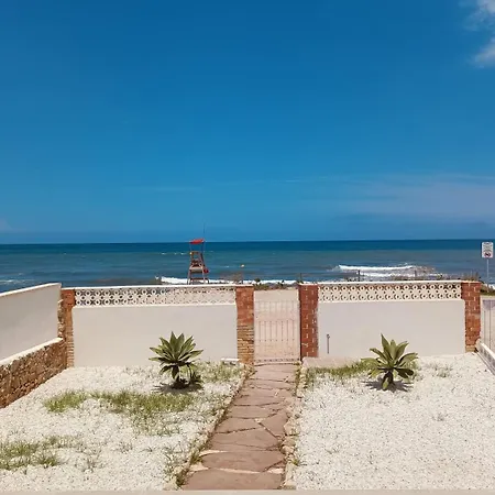 Vistas Y Terraza Panoramica Frente Al Mar En Denia, Rotas